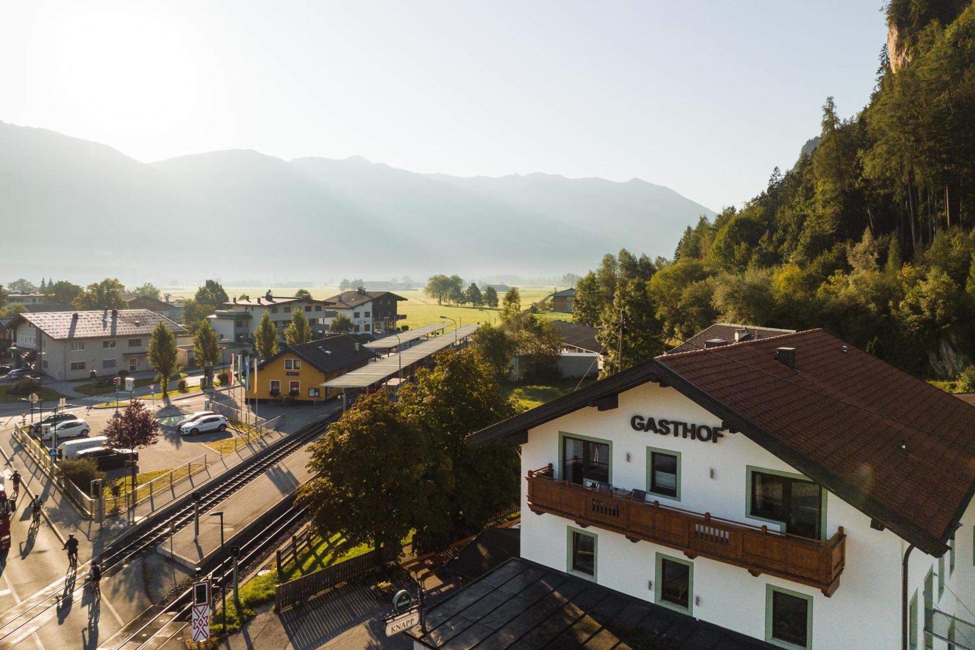 Gasthof Pension Knapp ستراس ام زيلرتال المظهر الخارجي الصورة